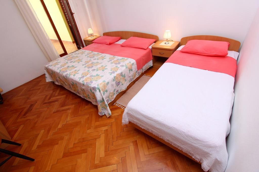 Apartments Antolovic Rovinj Room photo