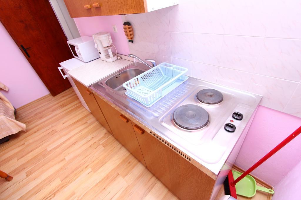 Apartments Antolovic Rovinj Room photo