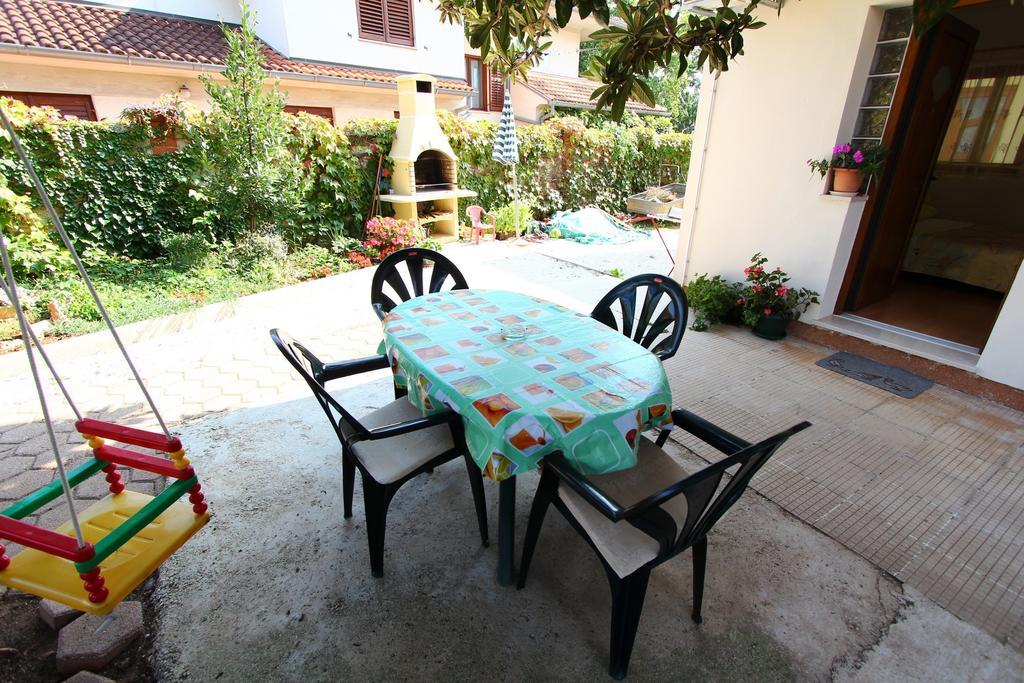 Apartments Antolovic Rovinj Room photo